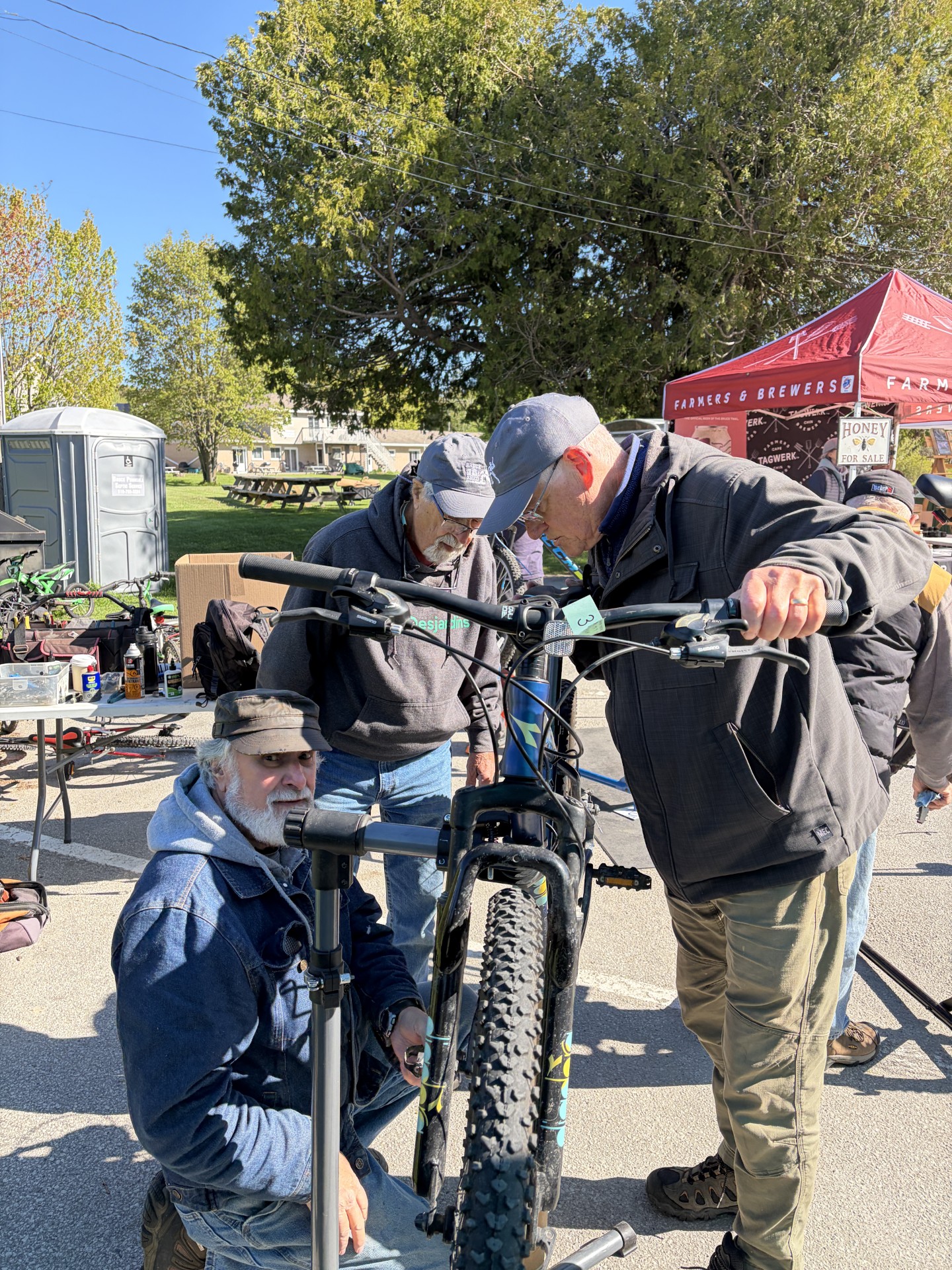 Bruce Men’s Shed: Bicycle tune-up clinic a success
